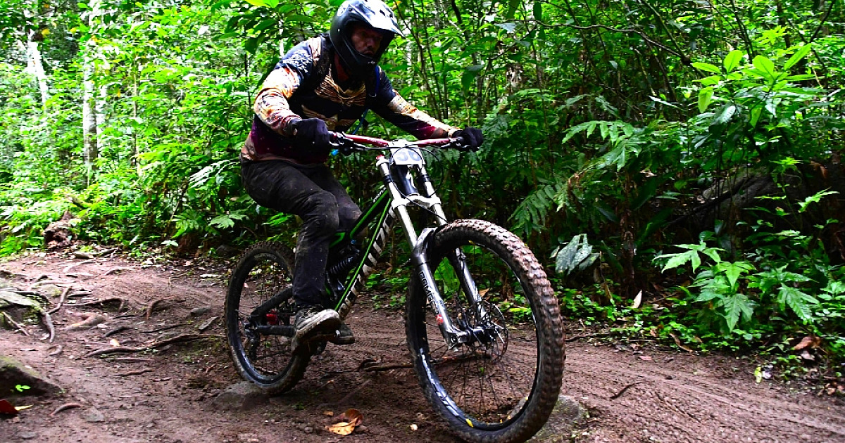 Ilhabela sedia 5ª etapa da Liga Paulista de Downhill neste fim de semana