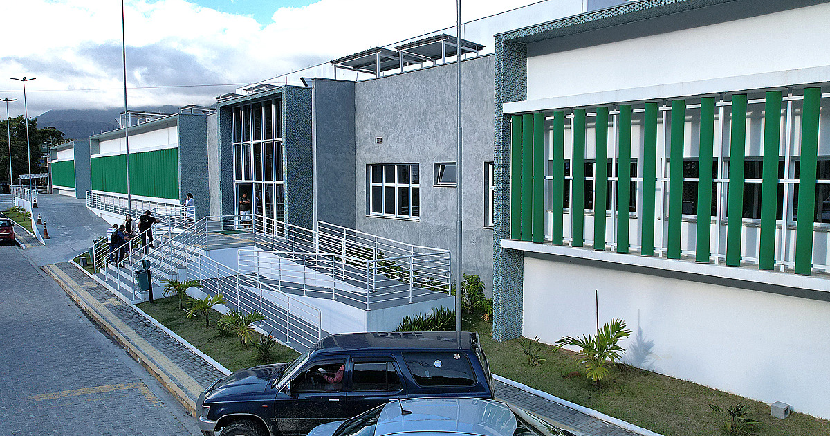 Colucci inaugura piscina semiolímpica, novo bloco do Hospital Mário Covas e UBS em Castelhanos nos 220 anos de Ilhabela