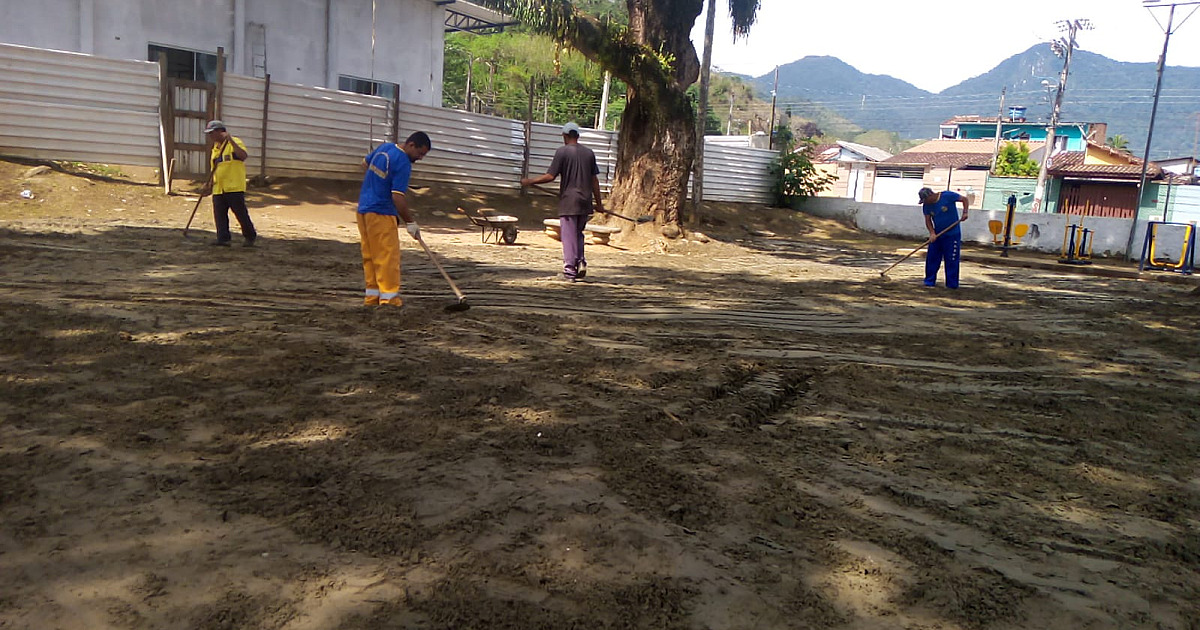 Prefeitura realiza reparo e limpeza no bairro Jaraguá