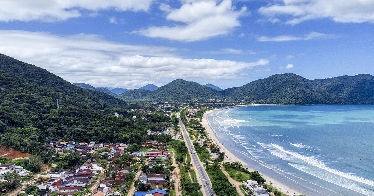 Autoridades discutem riscos de poluição nas praias de Ubatuba
