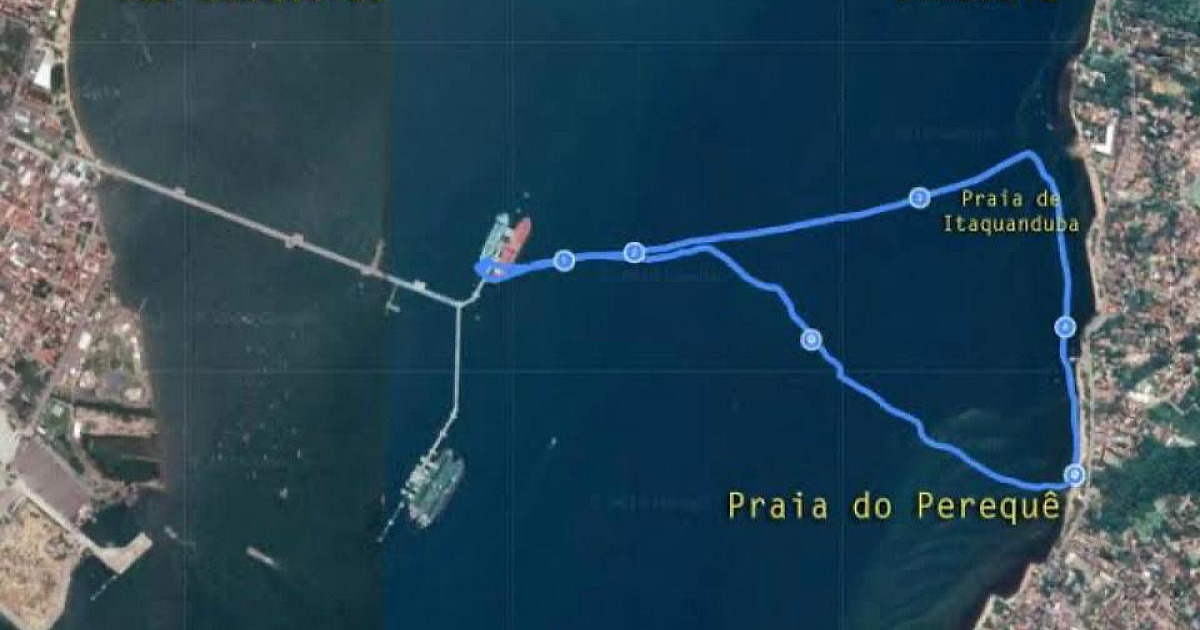 Cetesb diz que óleo dispersou para alto mar e possibilidade de chegar às praias é remota