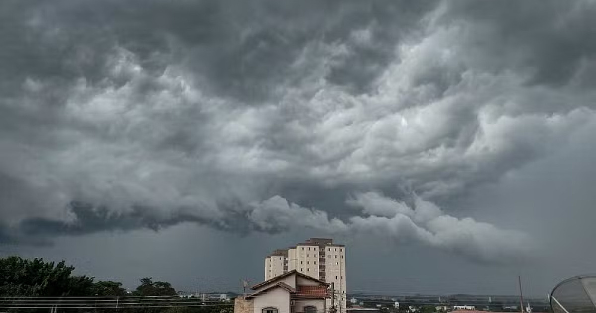 Nova frente fria deve provocar chuvas intensas e ventania na região a partir desta terça-feira (5)