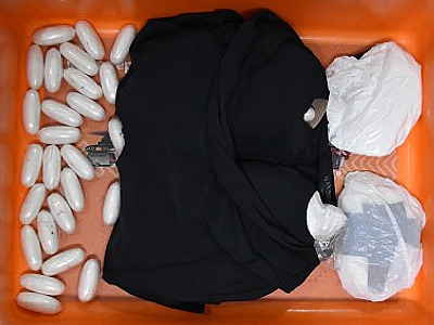 Cápsulas de cocaína e contrabando: seis presos no Aeroporto de Guarulhos