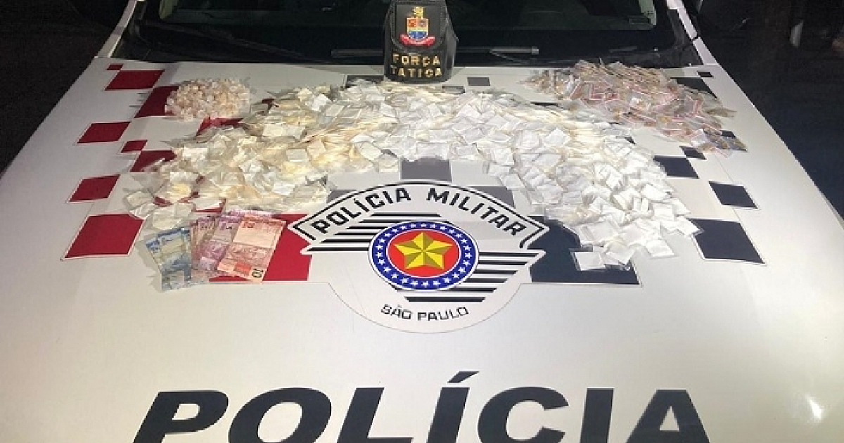 Força tática da Polícia Militar prende traficante com mais de 1.500 porções de drogas em Caraguatatuba