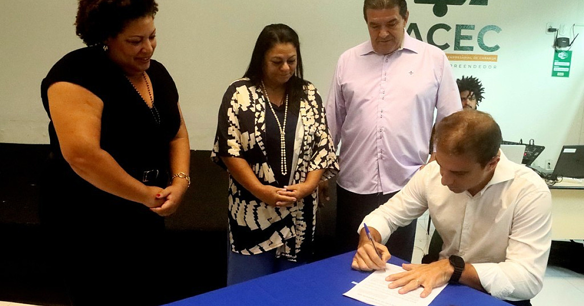 Reativação do Programa Comércio Legal traz mais agilidade a empreendedores de Caraguatatuba