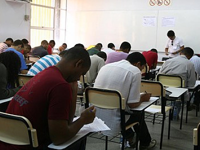 MPF pede suspensão de concurso público de empresa ligada à Marinha por descumprir lei sobre cotas