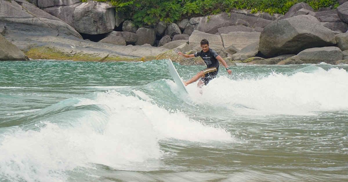 Campeonato de Surf das Comunidades Tradicionais chega à Praia do Bonete neste sábado (7)