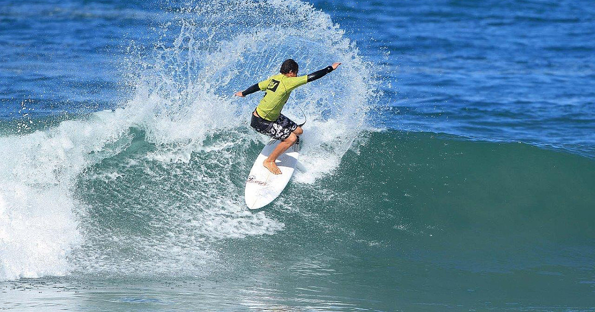 Ubatuba é a 2ª melhor praia para aprender a surfar, segundo Estado de Minas