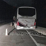 Pane mecânica em ônibus interdita faixa da Rodovia dos Tamoios por mais de duas horas em Caraguá