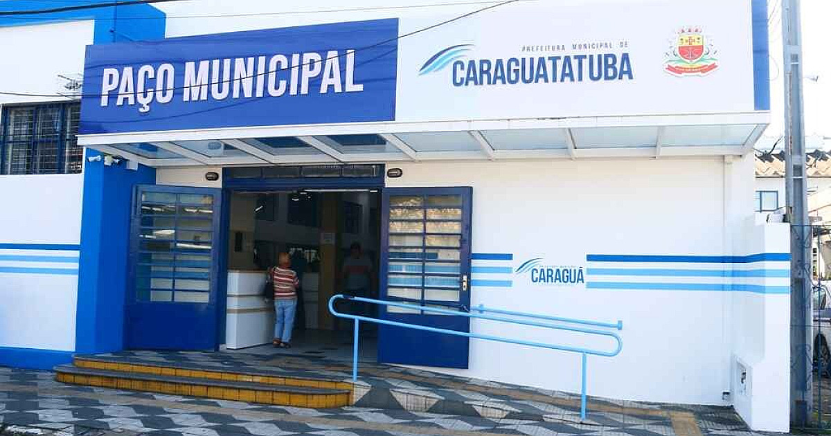 Vídeo mostra buracos em rua de Caraguá e morador cobra providências