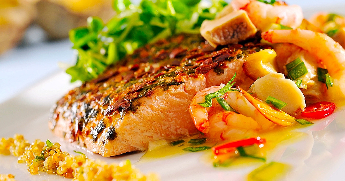Ilhabela abre feriadão com festival gastronômico que destaca diversidade da culinária regional