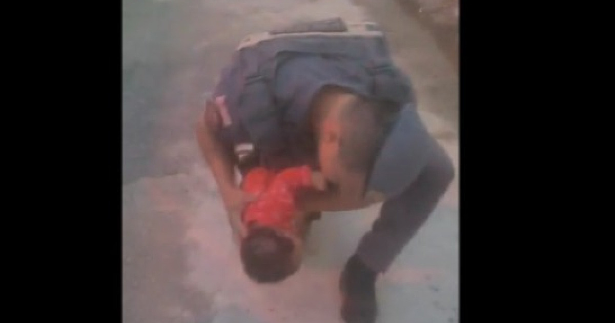 Vídeo mostra policial realizando manobra que salvou bebê de 2 meses em Caraguá