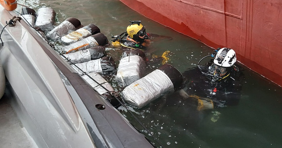 PF apreende mais de 300 kg de drogas no Porto de Santos