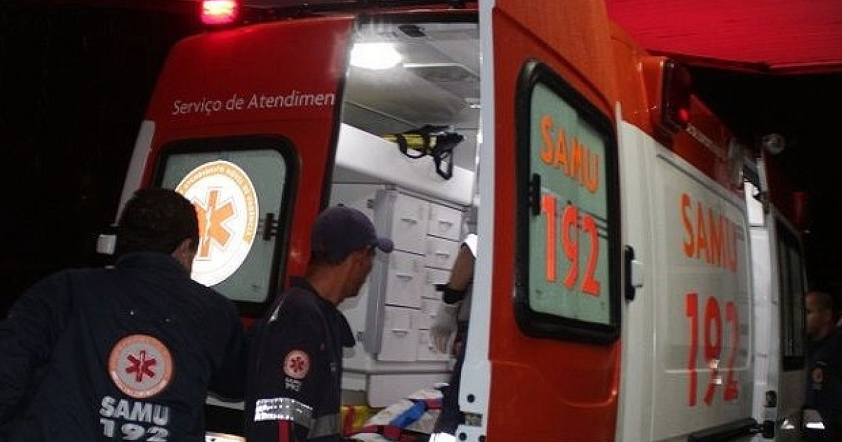 Acidente na rotatória de Cambury deixa pai e três crianças feridos em São Sebastião