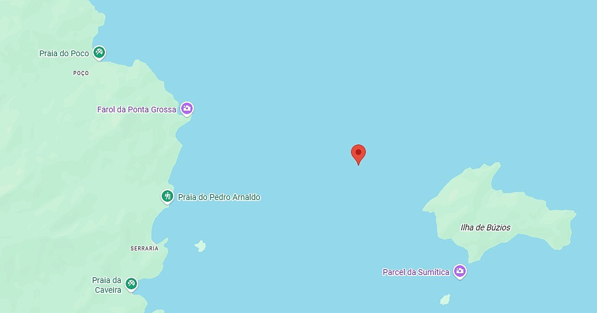 Marinha localiza possível colete salva-vidas usada por vítima desaparecida no litoral norte