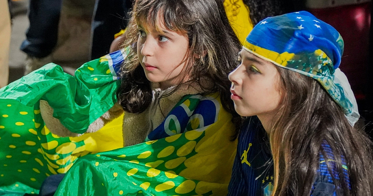 São Sebastião tem ‘SSambinha da Copa’ na Rua da Praia e em Boiçucanga na segunda-feira