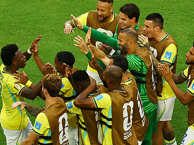 Com a vitória, Brasil termina em primeiro em seu grupo.