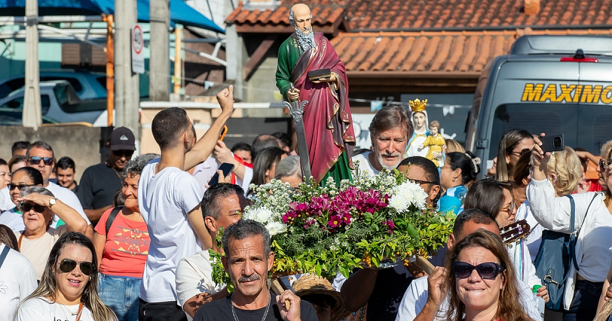 Festa de São Pedro começa nesta quinta-feira com quermesse, missa e tradicional procissão marítima