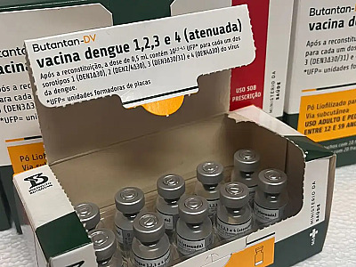Vacina Dengue.