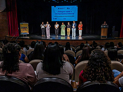 O encontro ‘Diálogos sobre a Primeiríssima Infância’ reuniu profissionais de 23 unidades escolares, da Costa Norte à Costa Sul.
