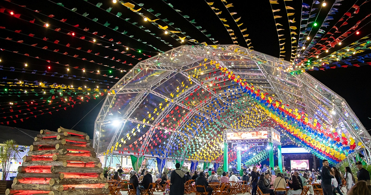 Tradicional Festival Sertanejo de São Sebastião reúne 35 artistas durante o Arraiá Caiçara 2026