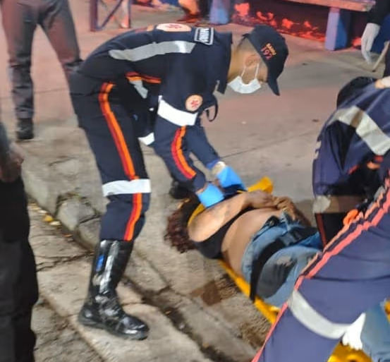 Mulher é esfaqueada próximo a rodoviária, em Caraguatatuba