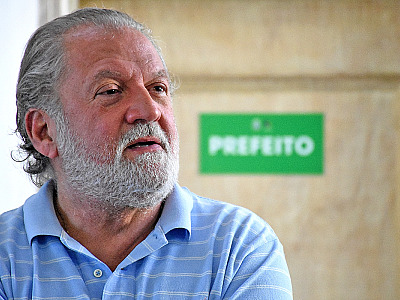 Prefeito Toninho Colucci.